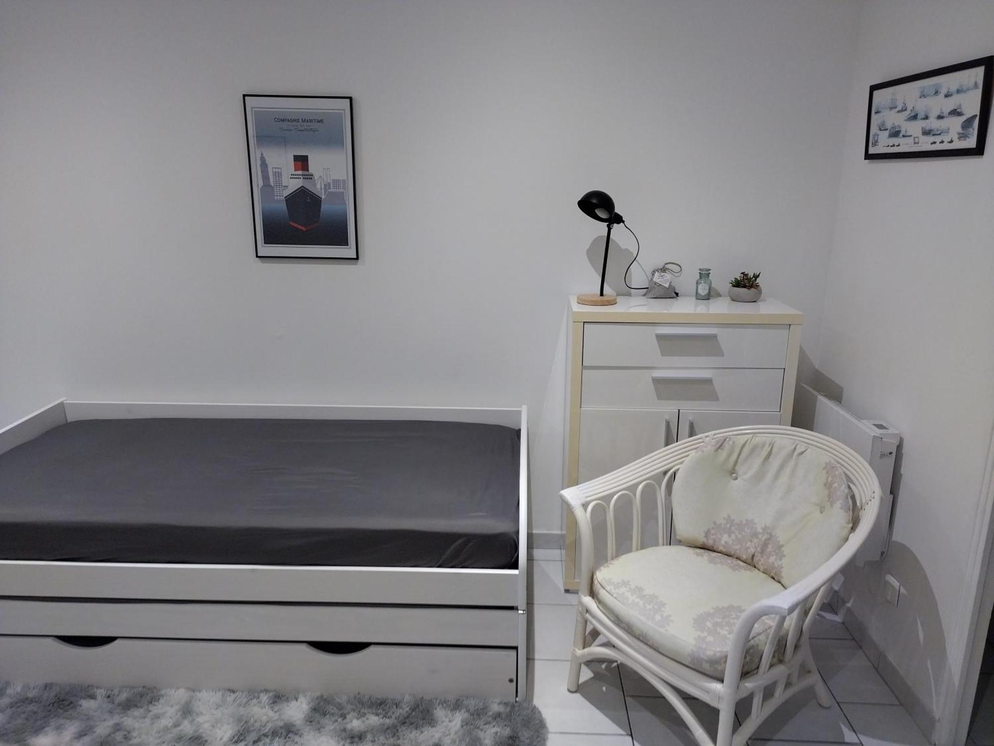 Charmant Studio Canape Lit Netflix Prime Video Dazn Wifi เลออาฟร์ ภายนอก รูปภาพ